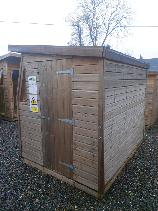 Single pot shed 8x6' back right corner view Single pot shed 8x6' back right corner view